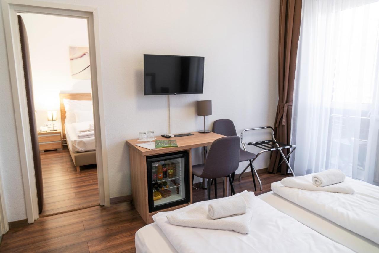 Ozoon Hotel Ньиредьхаза Экстерьер фото