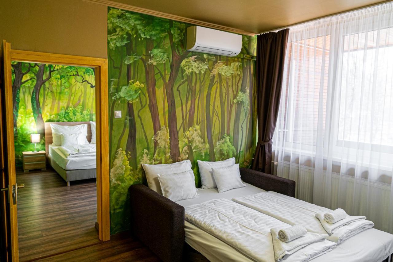 Ozoon Hotel Ньиредьхаза Экстерьер фото